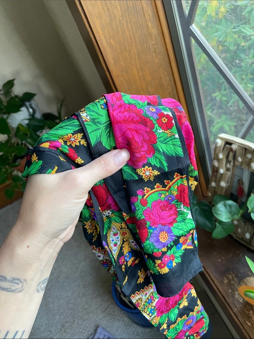 Echo Floral Vintage Silk Versatile Scarf in Black, Fuchsia and Green